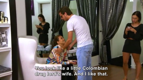 Keeping Up with the Kardashians - You look like a little Colombian drug lord's wife